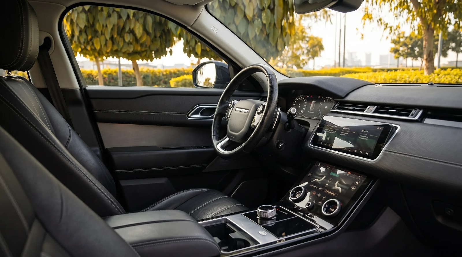 Range Rover Velar — photo 3